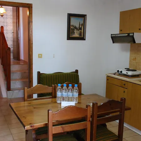 Traditional Aparthotel 3*