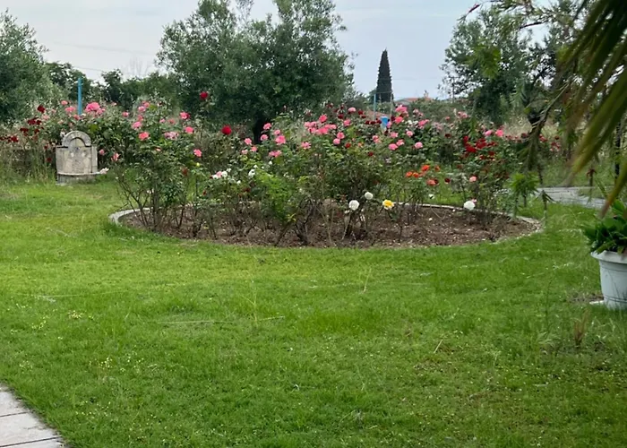 Traditional 3* Kalyves Polygyrou